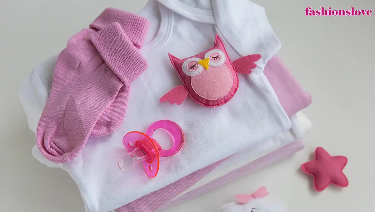 Dress Your Little One in Charming Newborn Baby Girl Clothes